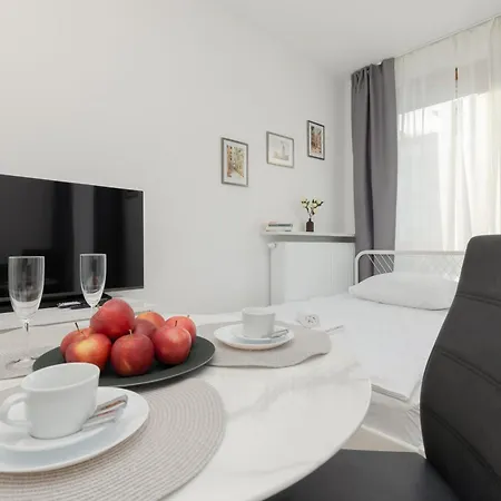 Sarmacka 23 - Close To Medicover And Paley * Warszawa